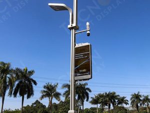 The Role of Smart Pole LED Screens During Peak Traffic Periods