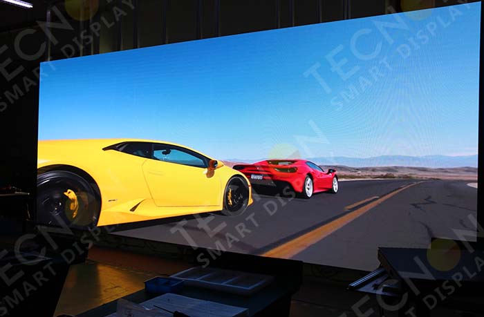 How Chip Packaging (COB vs. SMD) Impacts Long-Term Performance of an SMD LED Screen