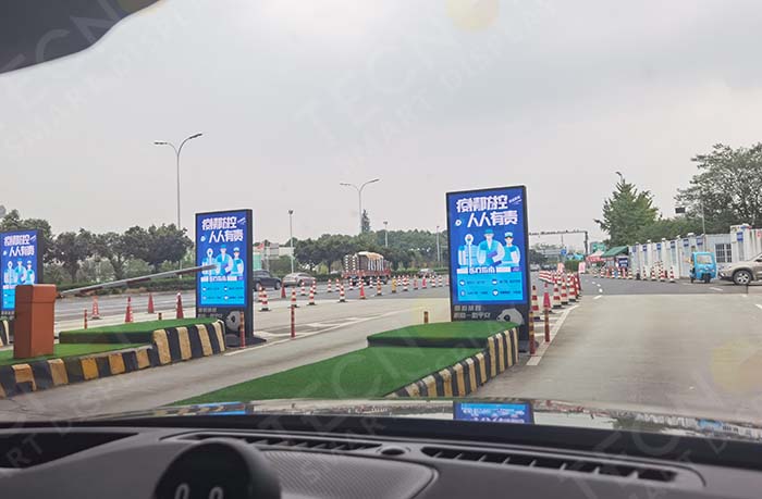 Salt Corrosion Resistance for Outdoor LED Totem in Coastal Cities