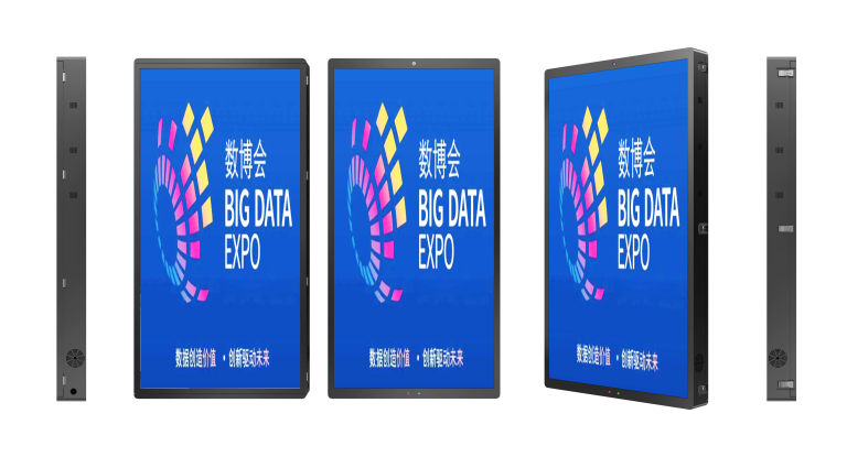 TL768X1536 Double Sided LED Pole Screen Feature Photo